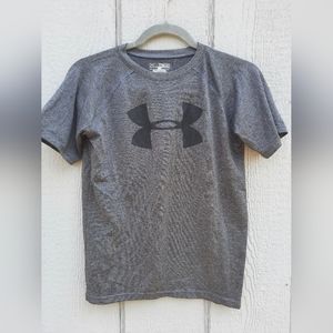 Youth Under Armour Loose Heat Gear Short Sleeve T-Shirt Size Medium